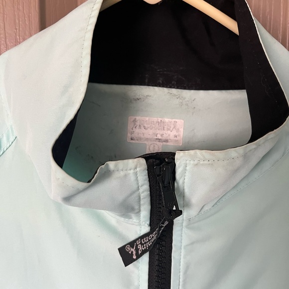 Running room jacket, size small - Picture 1 of 3